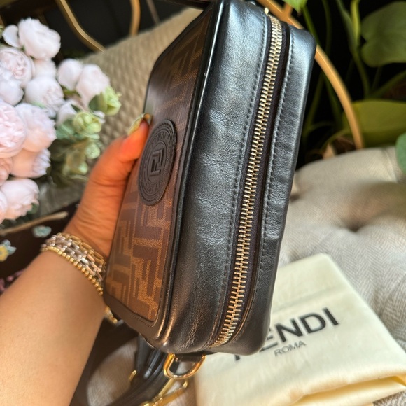 Fendi ROMA Camera bag *PRICE is FIRM* - Picture 6 of 17